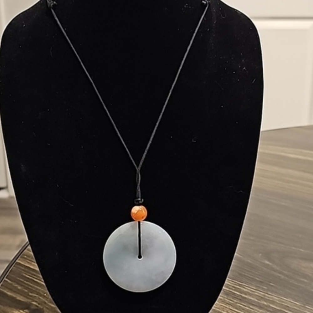 Lucky Button Necklace – Light Green Jade-Style Stone Pendant on Adjustable Cord